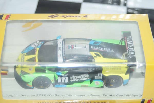 Spark lamborghini huracan winner spas 2020 1:43 ref sb381