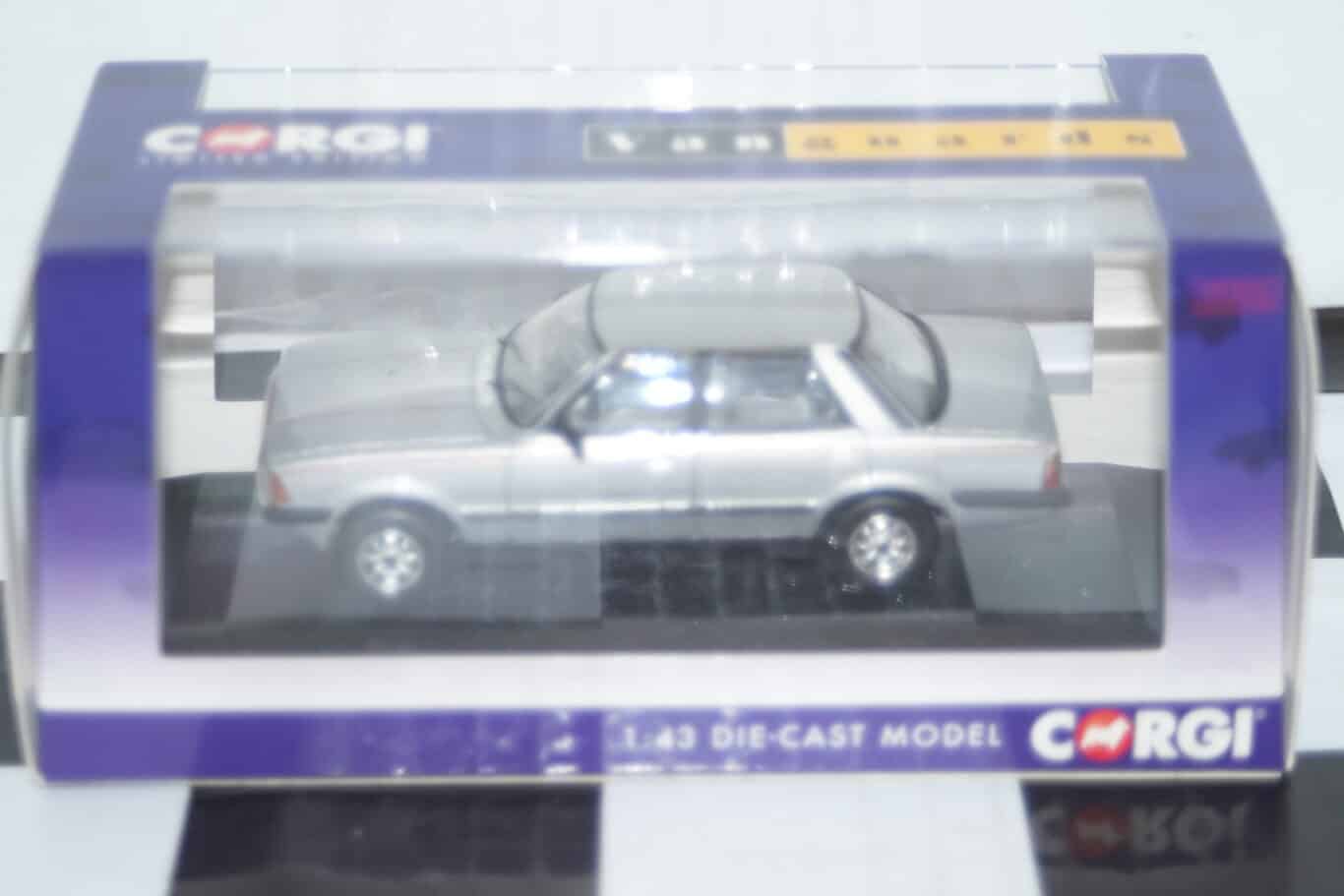 Vanguards ford cortina mk5 crusader 1600 silver 1/43 ref  va15001