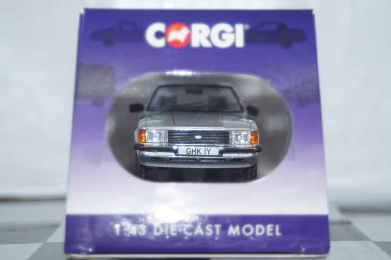 Vanguards ford cortina mk5 crusader 1600 silver 1/43 ref  va15001