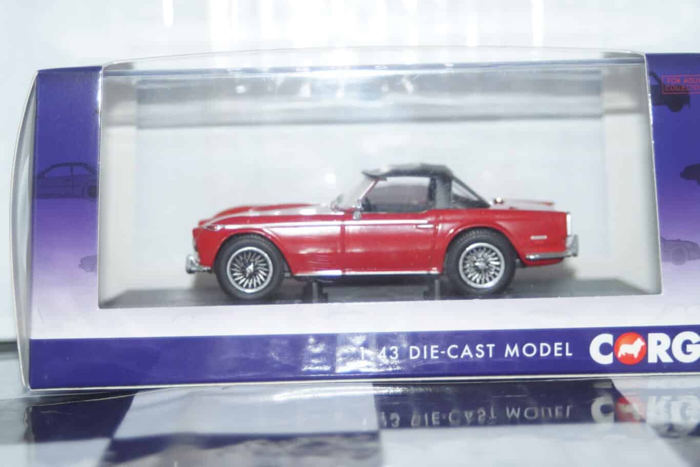 Vanguards  triumph tr6 damson 1/43 ref  va14700