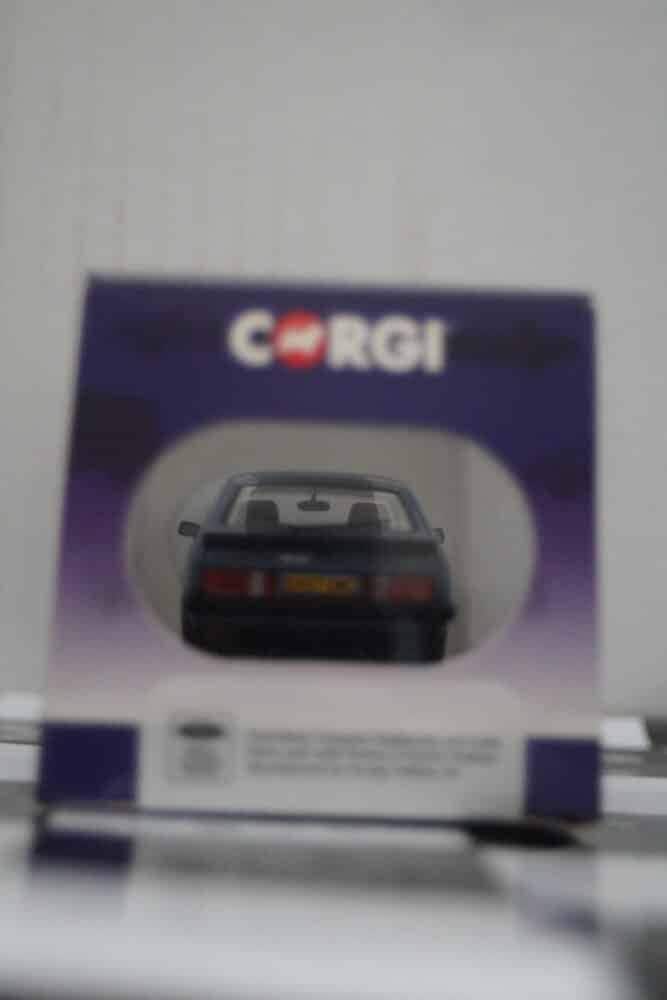 Vanguards ford capri mk3 2.8 injection blue 1/43 ref va10822