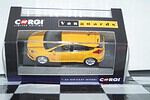Vanguards ford focus mk3 st in tangerine 1/43 ref  va15302