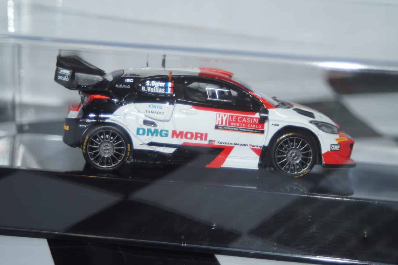Ixo toyota gr yaris rally monte carlo 2022 s.ogier ram832.22