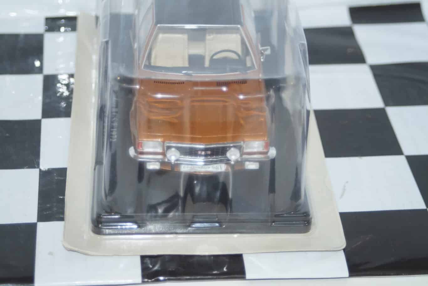 Ixo ford escort mk3 rs turbo 1984 diecast 1:43 clc420n