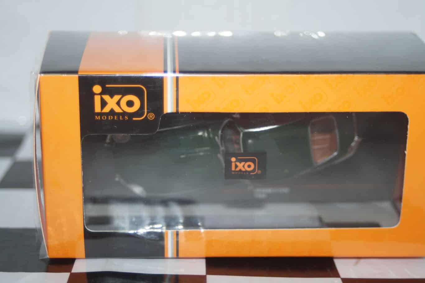 Ixo ford escort mk3 rs turbo 1984 diecast 1:43 clc420n