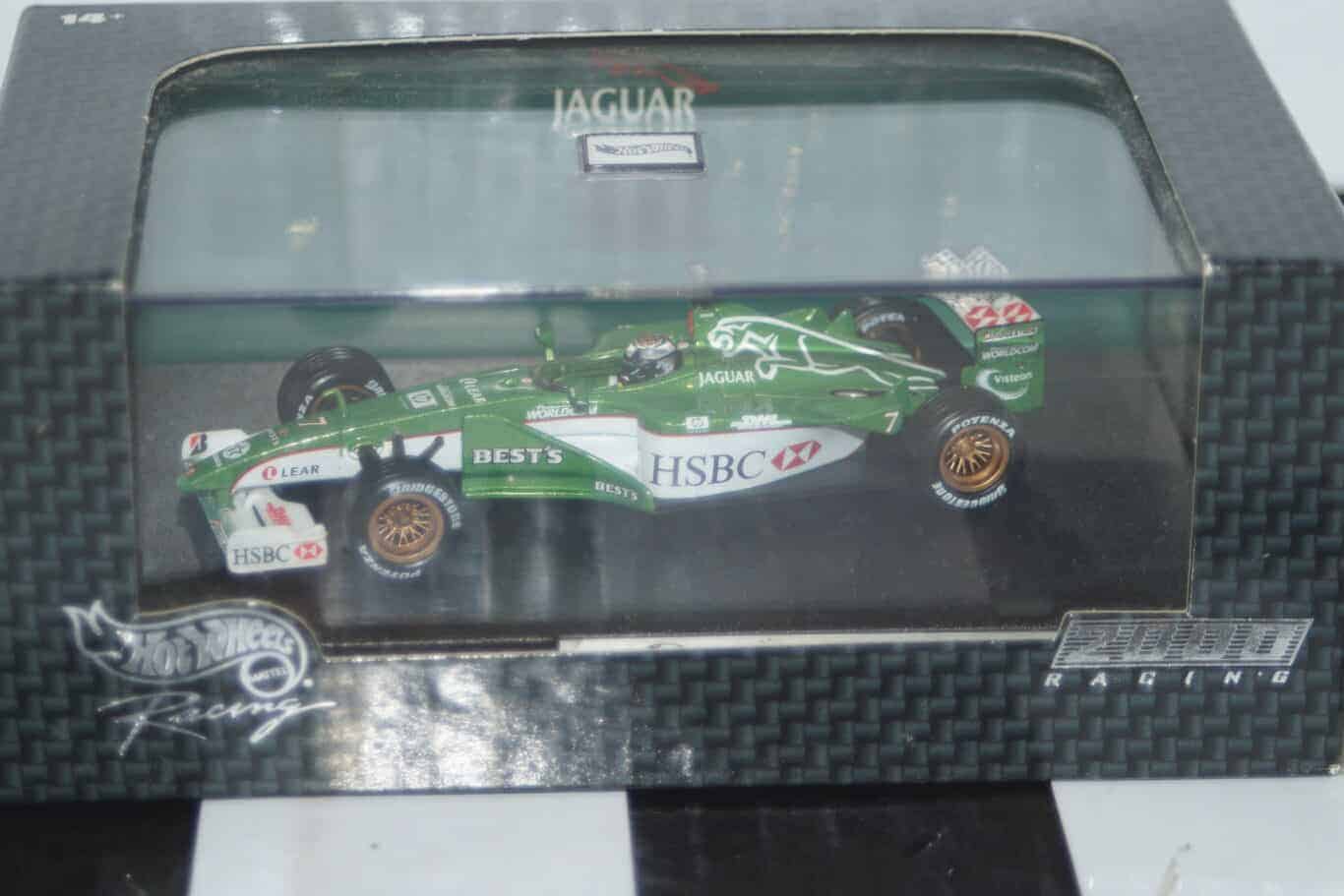 Hotwheels jaguar r1 f1 2000 racing  e.irvine 1:43 26752