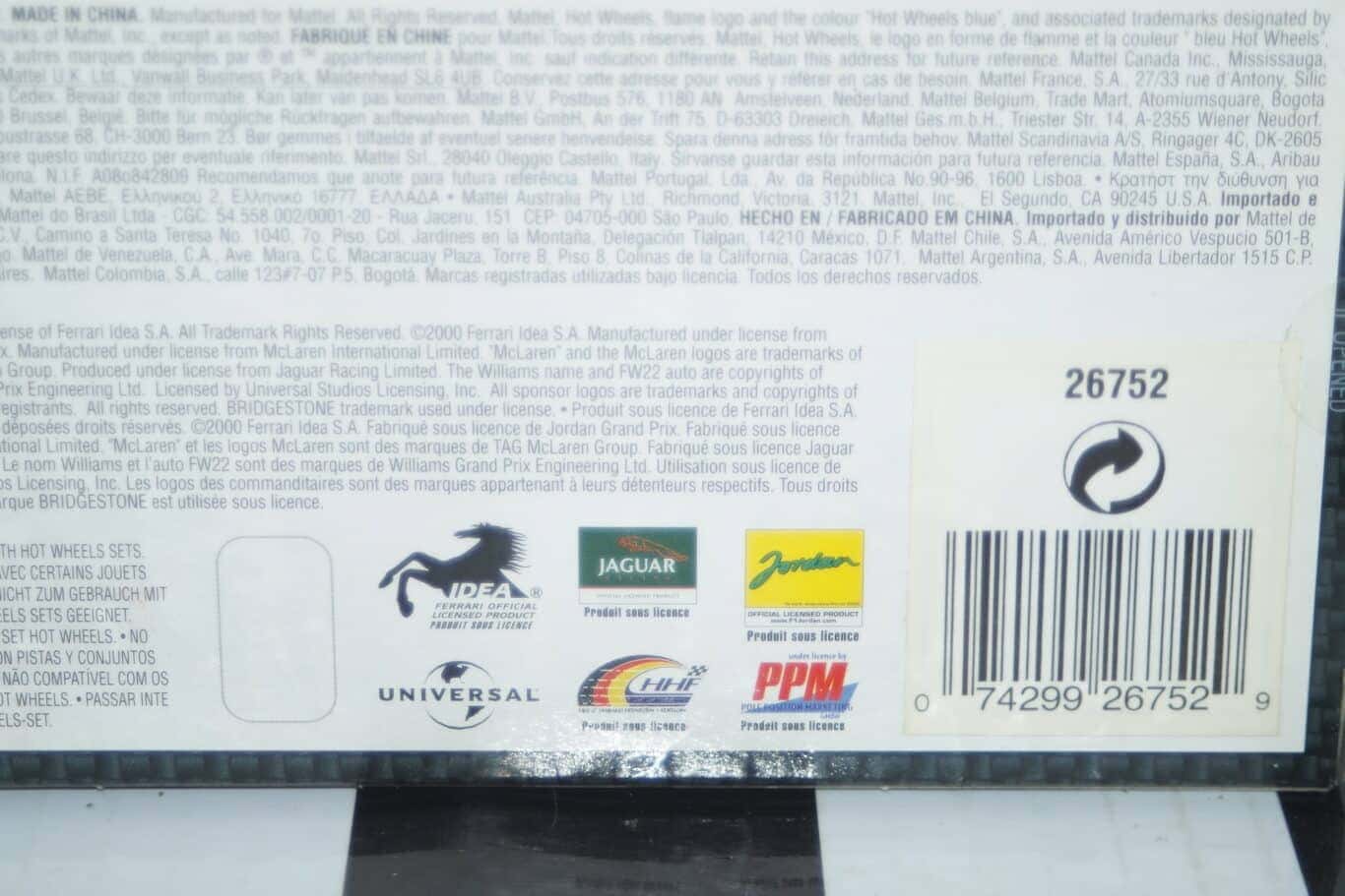 Hotwheels jaguar r1 f1 2000 racing  e.irvine 1:43 26752