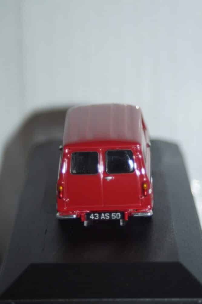 Corgi vanguards morris minor traveller blue ref va01011