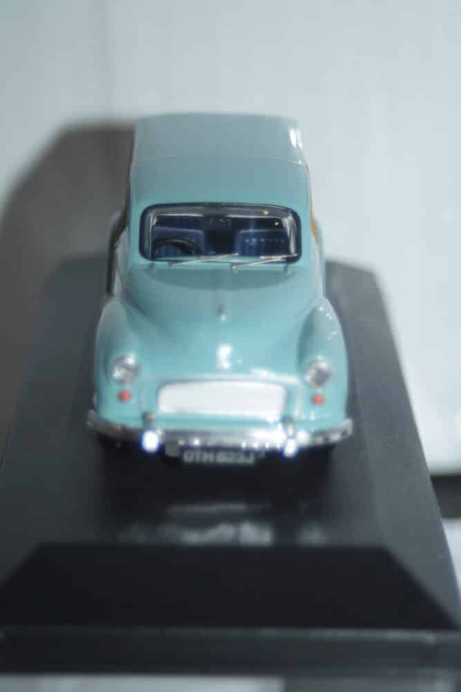 Corgi vanguards morris minor pick up sandy beige ref va08303
