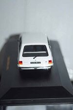 Ixo ford fiesta white 1972 clc092 1:43