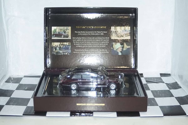 Minichamps bentley exp speed 8 le mans 24hrs 2002  ref 436 021308 1:43