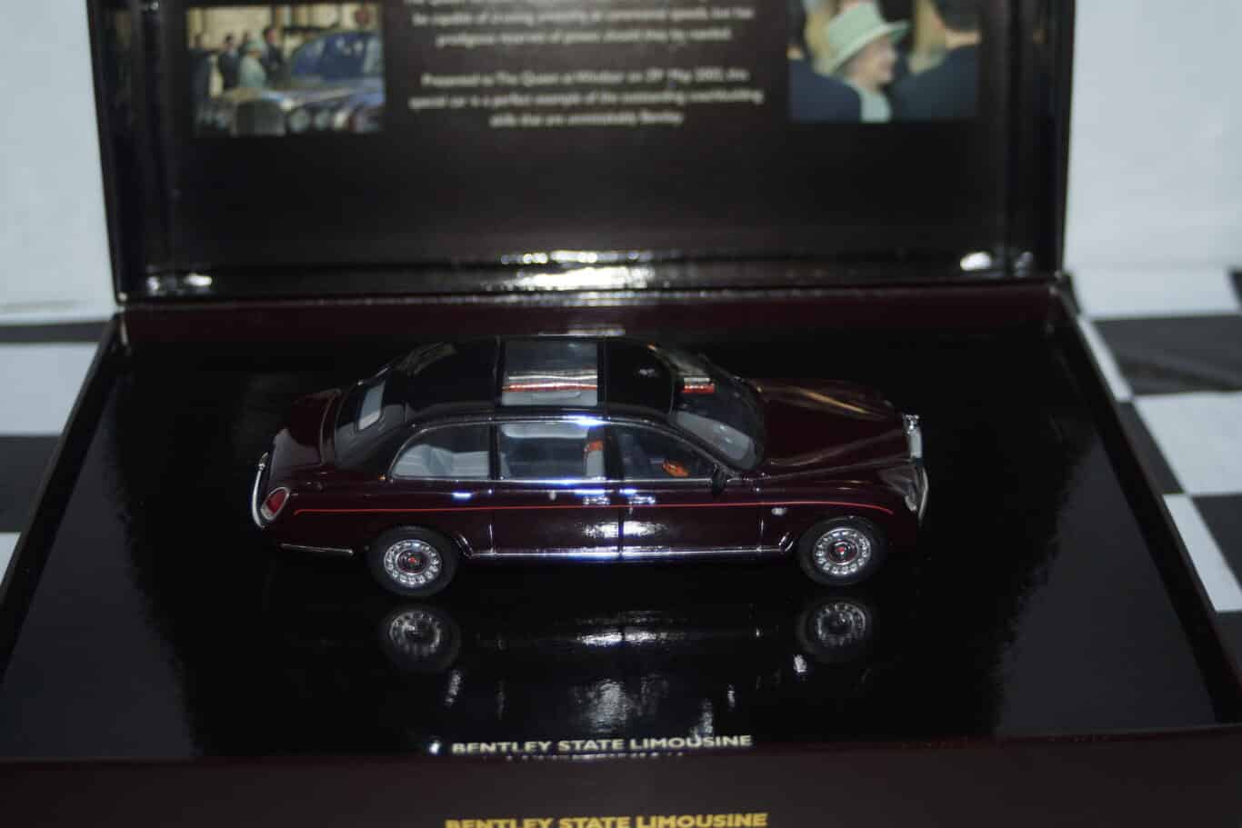 Minichamps bentley exp speed 8 le mans 24hrs 2002  ref 436 021308 1:43