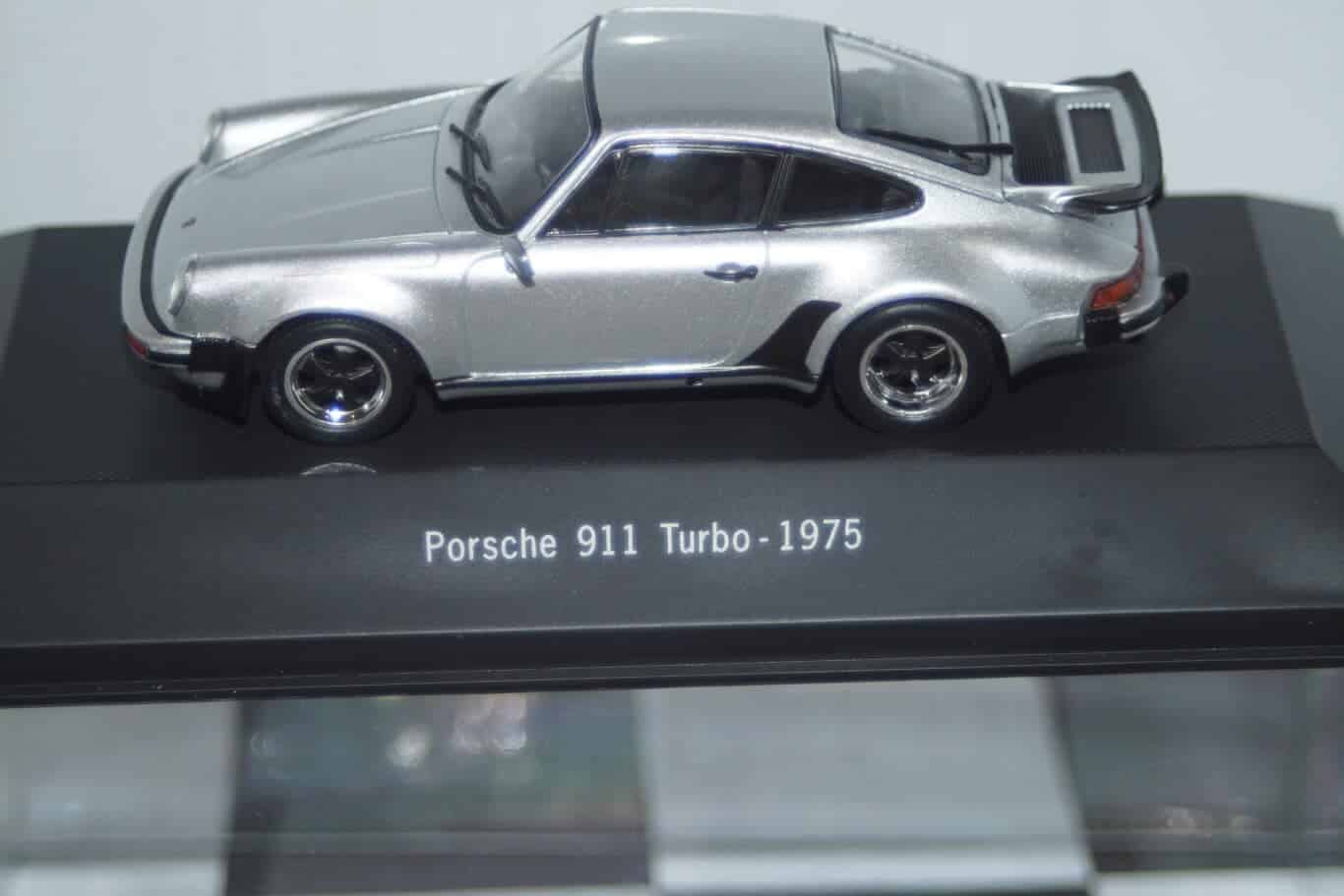 Atlas editions ixo based porsche 911 turbo 1975 silver 1:43 diecast