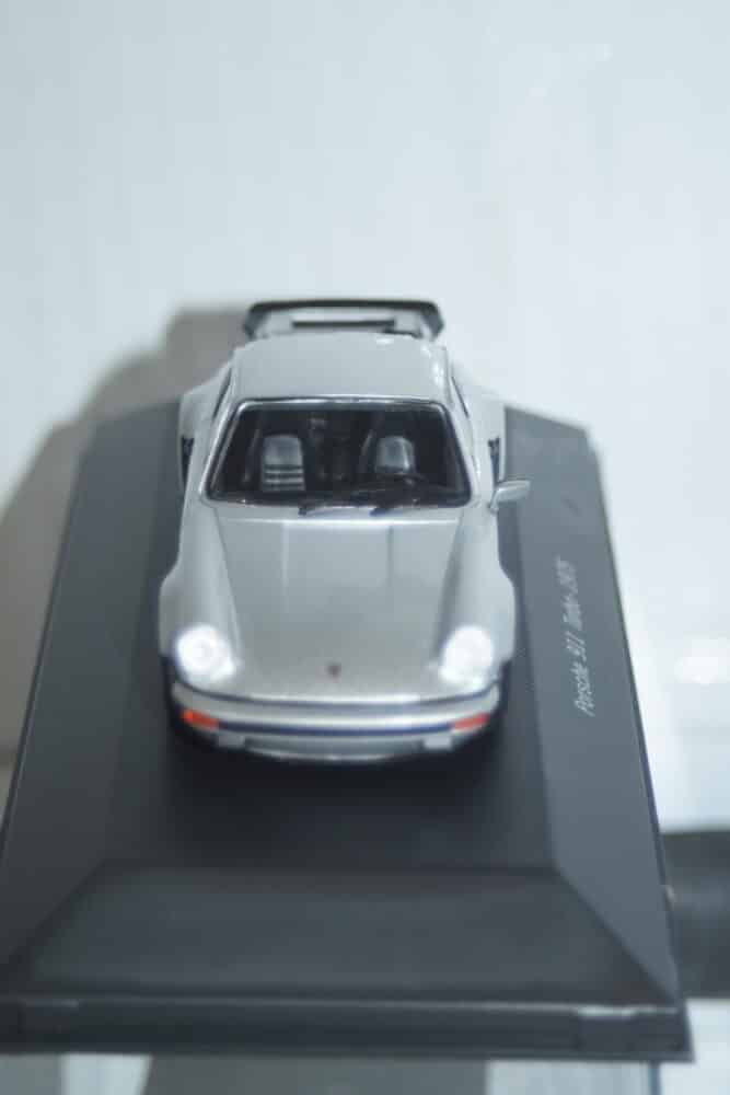 Atlas editions ixo based porsche 911 turbo 1975 silver 1:43 diecast