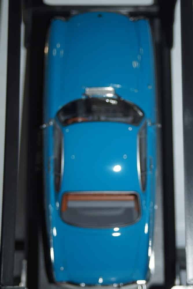 Norev volvo 1800 s 1969 medium blue 1:18 scale 188702