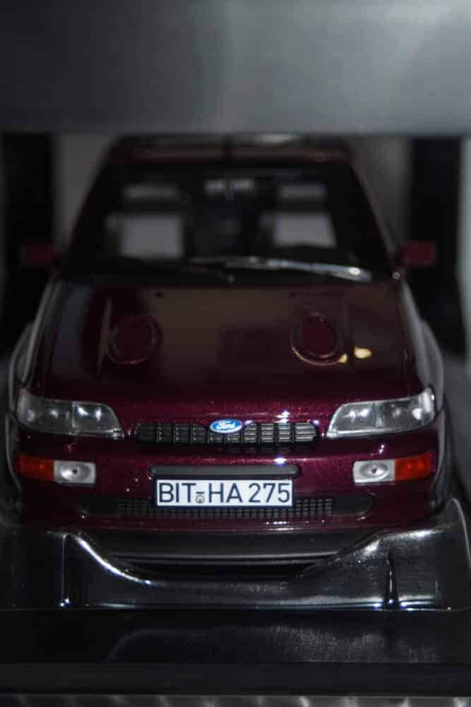 Norev ford escort cosworth 1992 violet metallic 1:18 scale 182778