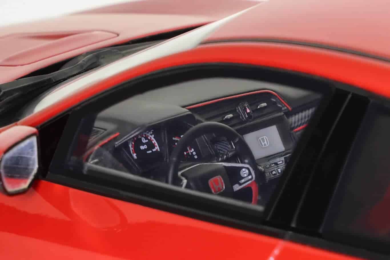 Otto toyota yaris gr red 2021 1:18 ot1003