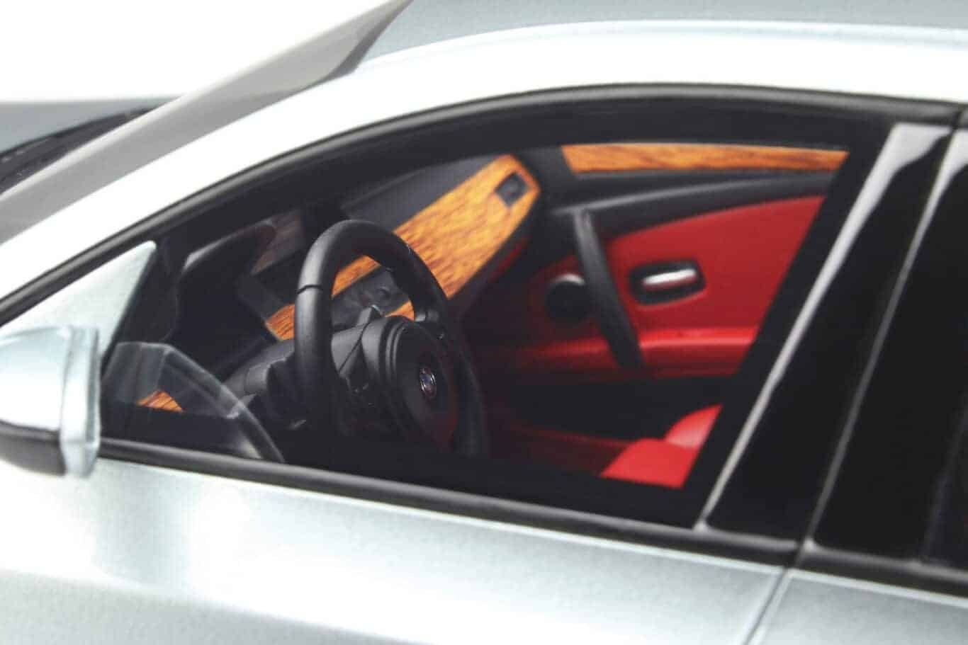 Otto toyota yaris gr red 2021 1:18 ot1003
