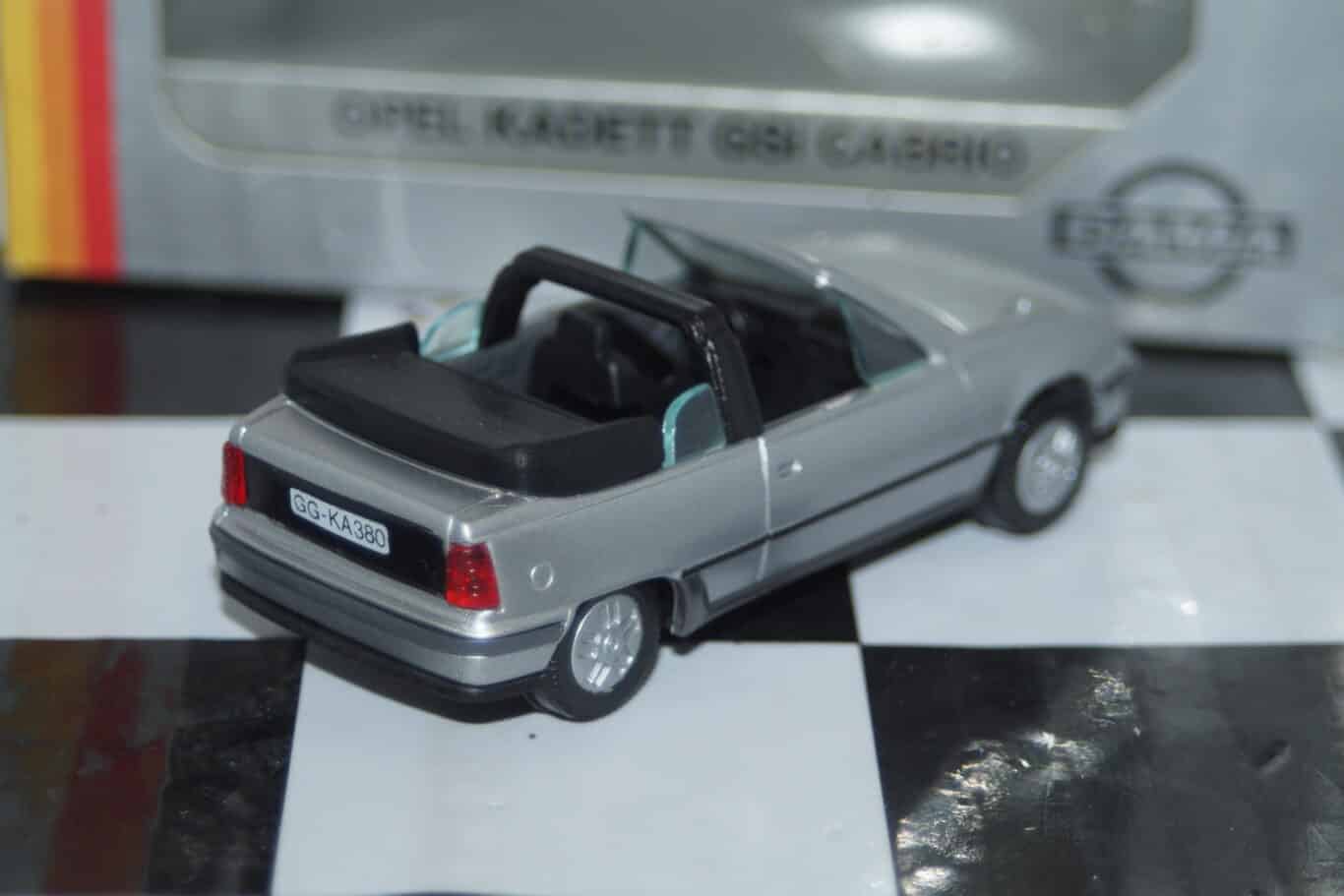 Gama opel kadett vauxhall astra mk2 gsi cabrio silver 1135 1:43