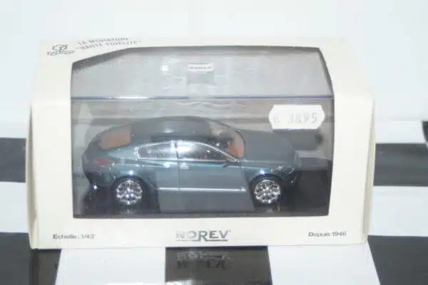 NOREV OPEL INSIGNIA 1:43 in Box EUR 27,99 - FR