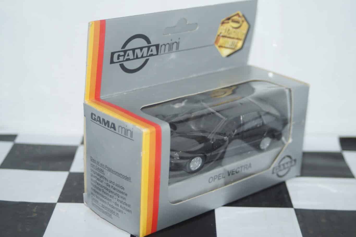 Gama opel ascona vauxhall cavalier saloon mk2 1140 1:43