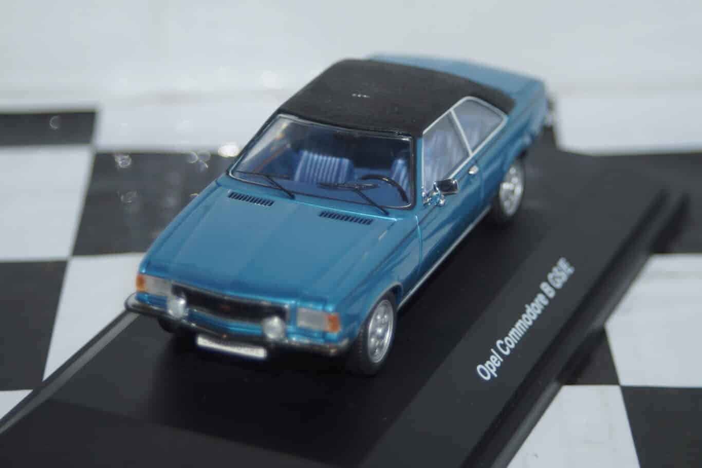 Opel commodore b  gs/e schuco blue  1:43 02775