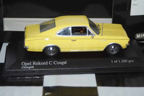 Minichamps opel rekord c coupe yellow 1966 430 046125