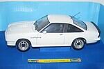 Revell metal opel manta gt/e 1:18 ref 08422