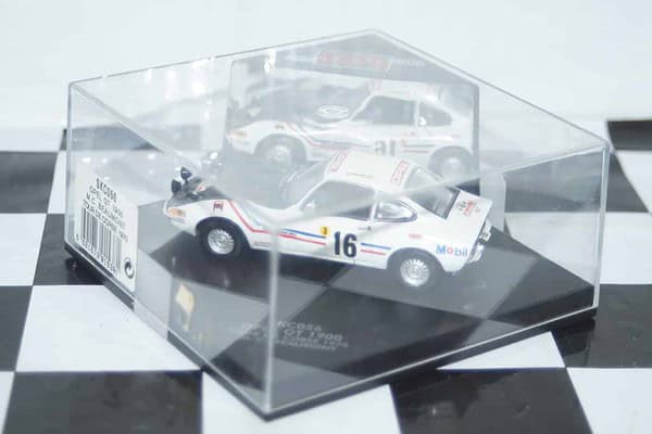 Vitesse / skid opel gt 1900 tour de corse 1970 m.c.beaumont 1:43 skc056