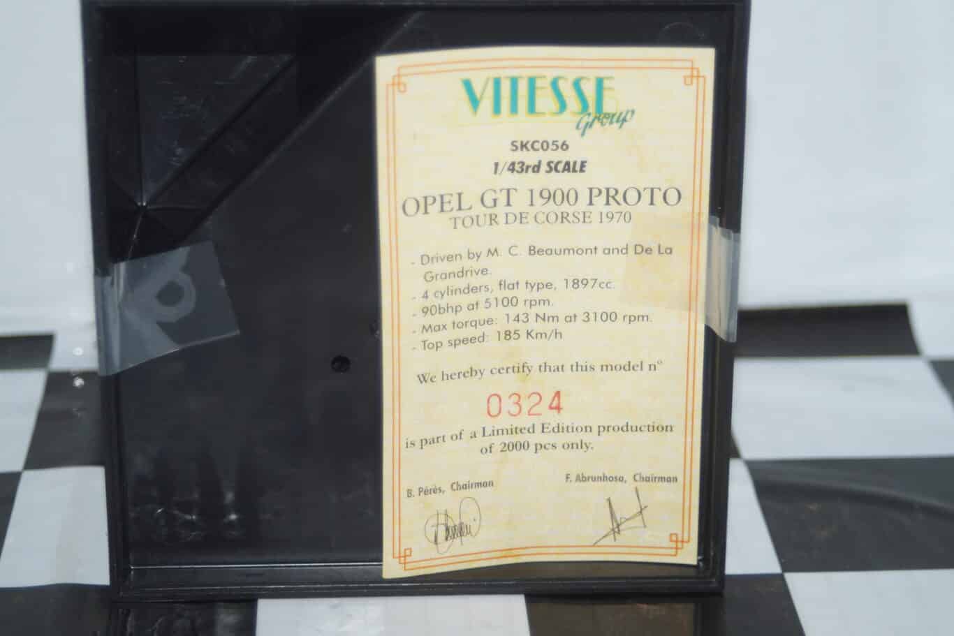 Vitesse / skid opel gt 1900 tour de corse 1970 m.c.beaumont 1:43 skc056