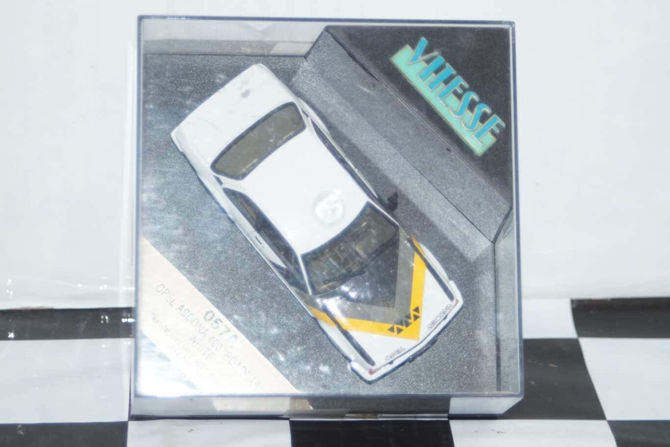 Vitesse opel ascona 400 roadcar ref 057a