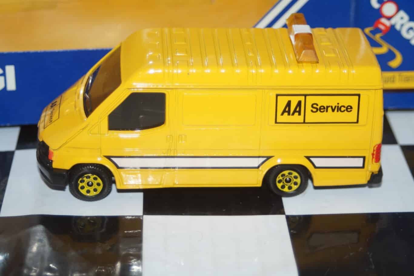 Corgi ford transit van aa yellow 1:36th c656/5