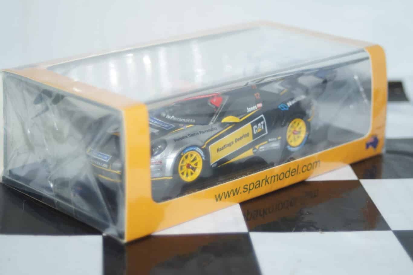 Spark porsche 911 gt3 cup australian champion 2022 1:43 resin as065