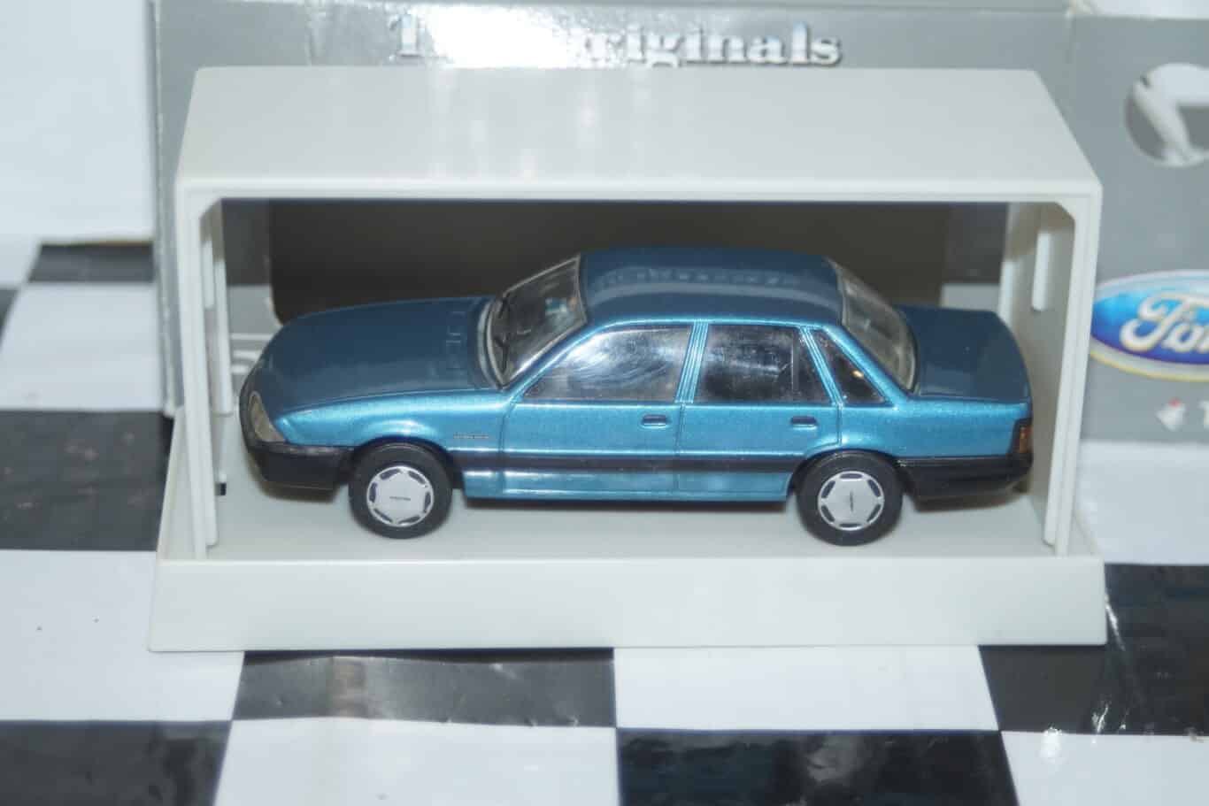 Trax top gear holden vl commodore sedan 1986 tr16b
