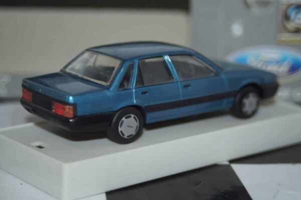Trax top gear holden vl commodore sedan 1986 tr16b