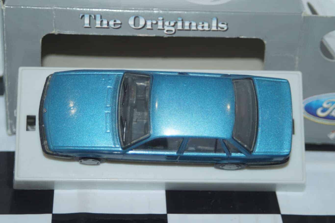 Trax top gear holden vl commodore sedan 1986 tr16b
