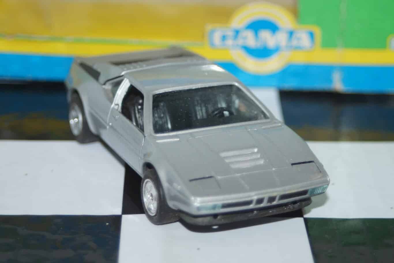 Gama bmw m1 silver 891, green box in 1:43 scale