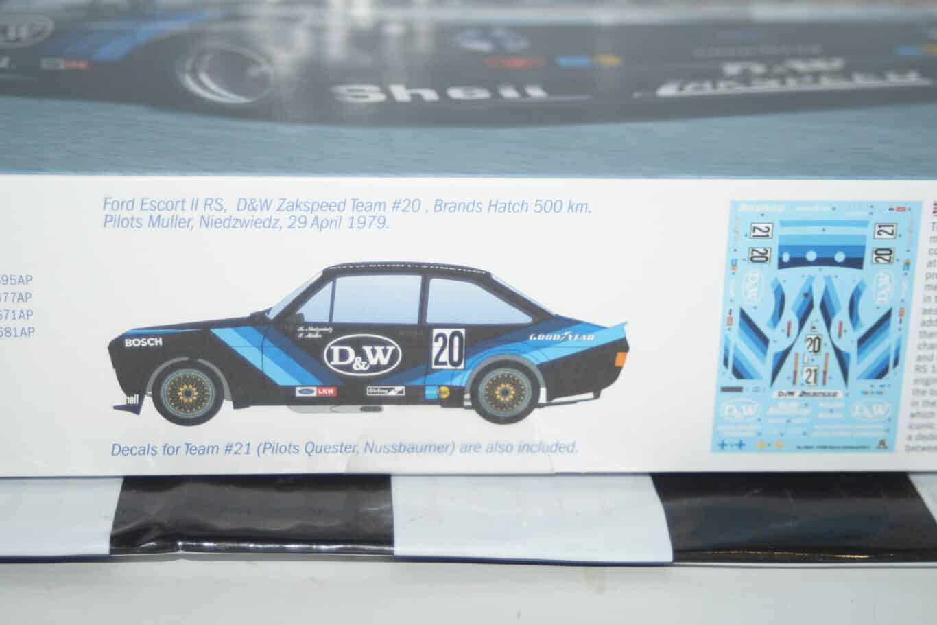 Italeri ford escort rs1800 brands hatch 1979 3664 1:24 model kit