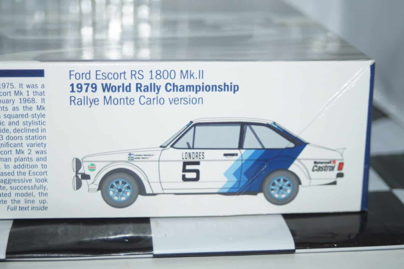 Italeri ford escort rs1800 mk2 monte carlo 1979 3655 1:24 model kit