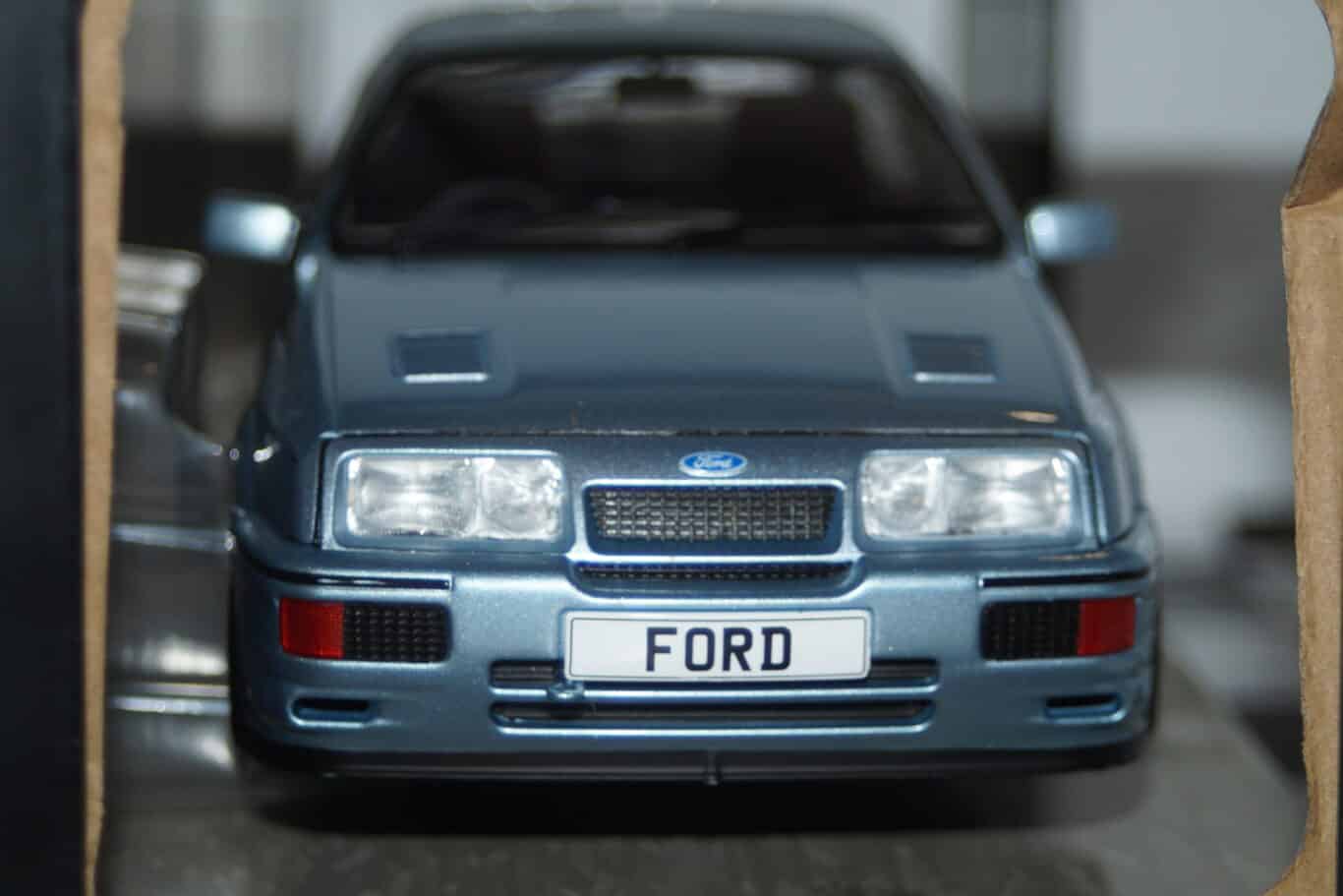 Solido ford sierra 3 door cosworth rs500 blue 1:18 diecast s1806106