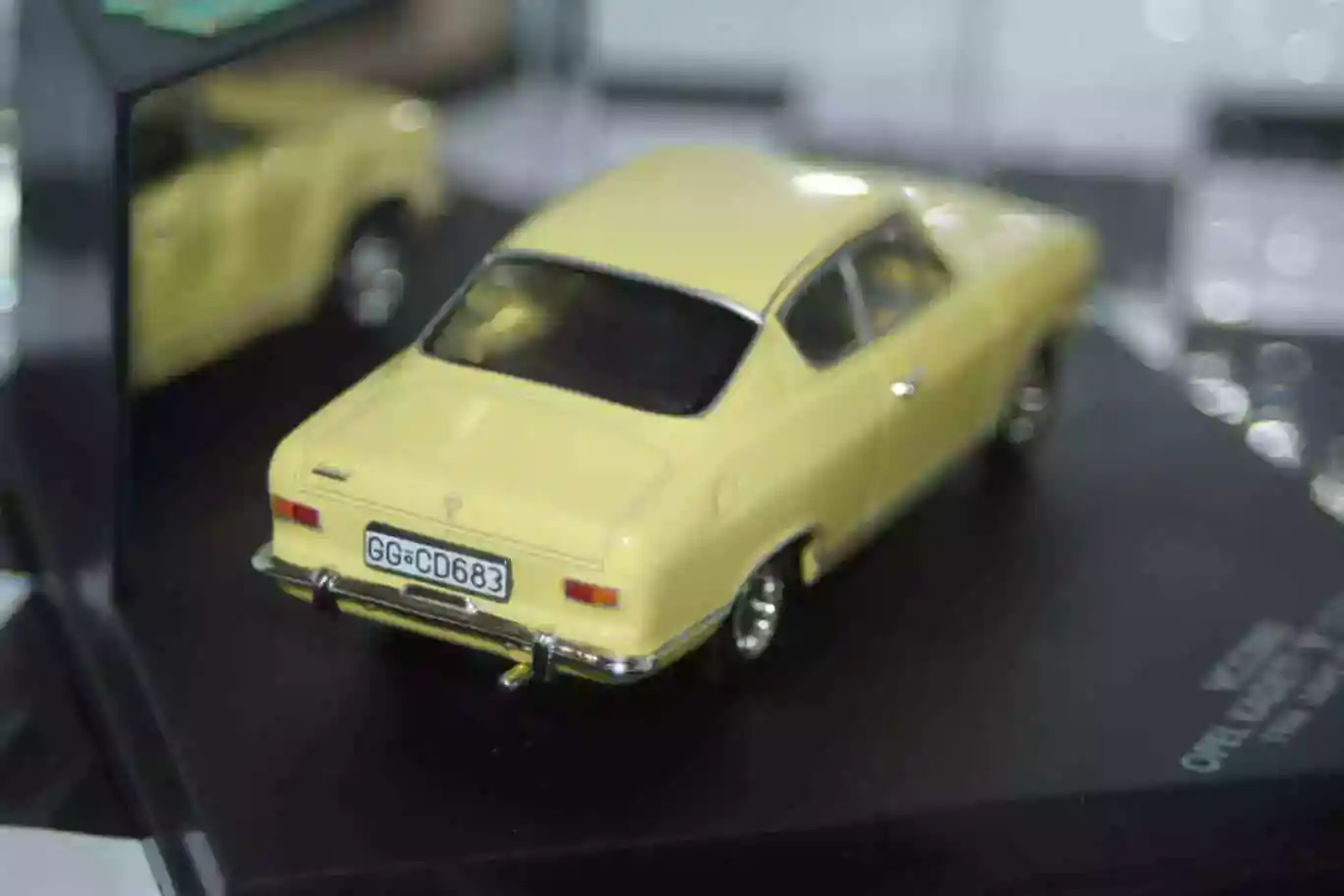 Vitesse / skid opel kadett b coupe 1966 yellow 1:43 vcc080