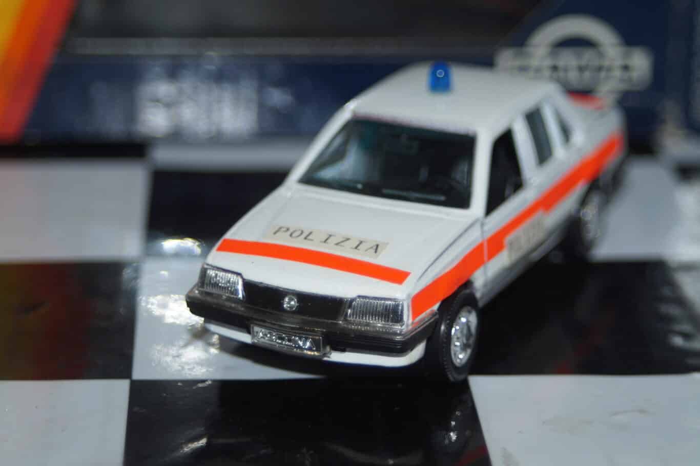Gama opel vauxhall kadett belmont als elke seconde telt 81198000 in 1:43 scale
