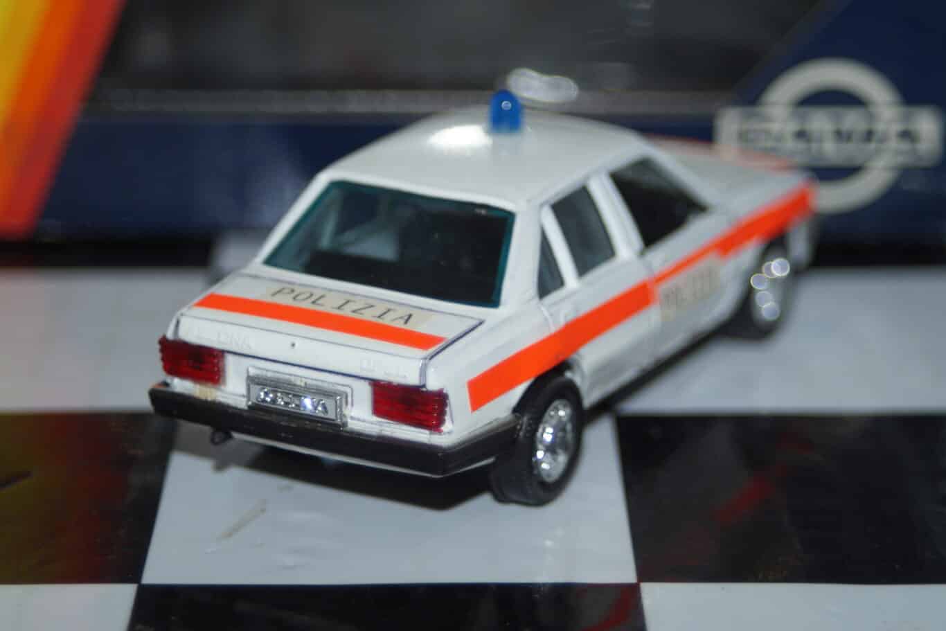 Gama opel vauxhall kadett belmont als elke seconde telt 81198000 in 1:43 scale