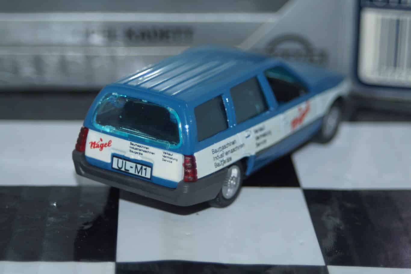 Gama opel vauxhall astra kadett mk2  nagel 81124000 in 1:43 scale