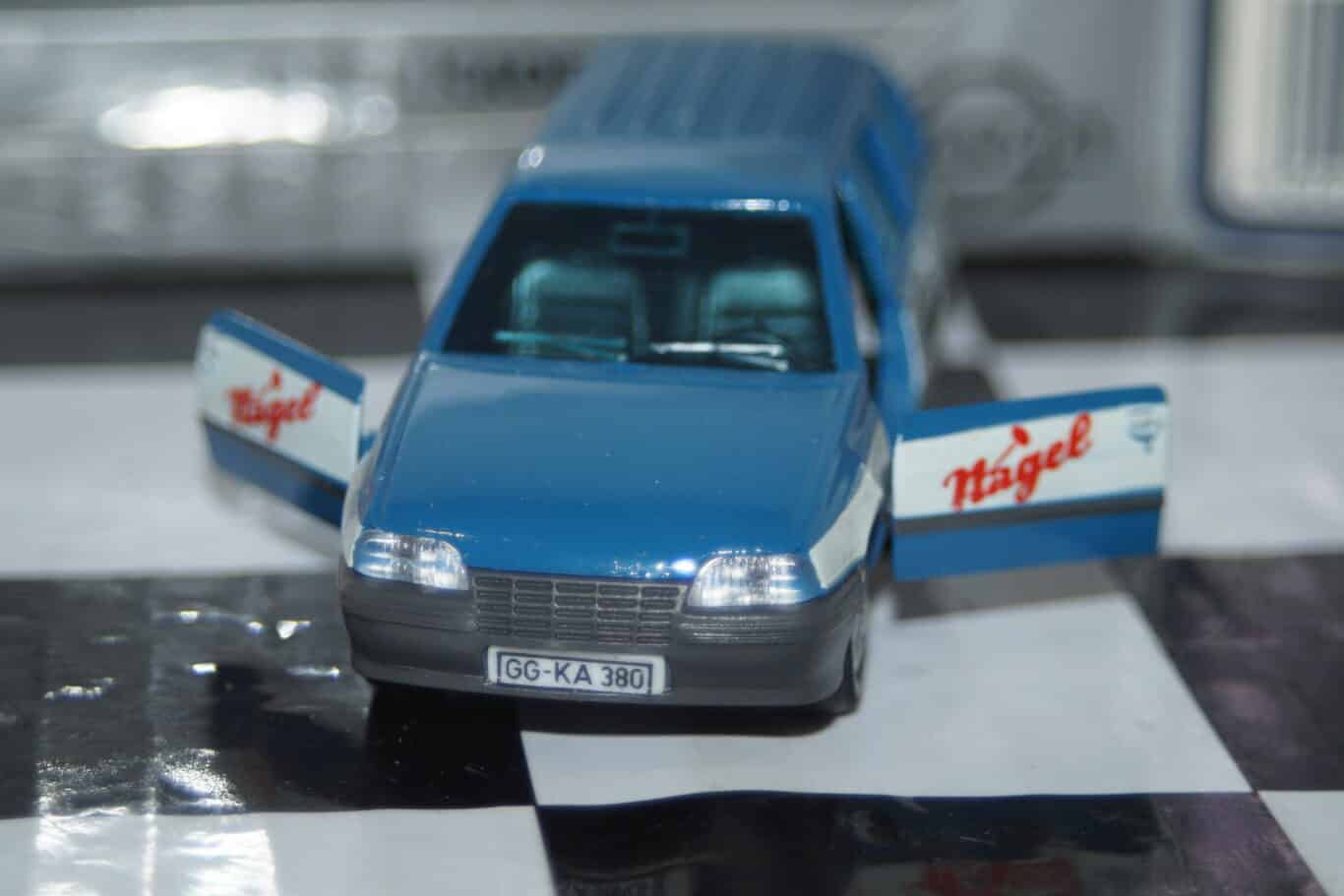 Gama opel vauxhall astra kadett mk2  nagel 81124000 in 1:43 scale