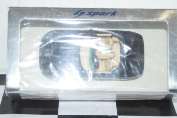 Spark bmw 2002 turbo 1973 white 1:43 resin s2814