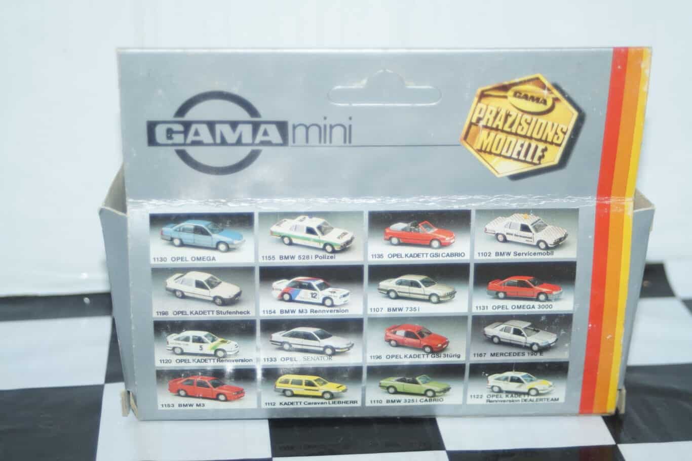 Gama opel vauxhall vectra cavalier politie ref 1161 in 1:43 scale wrong box