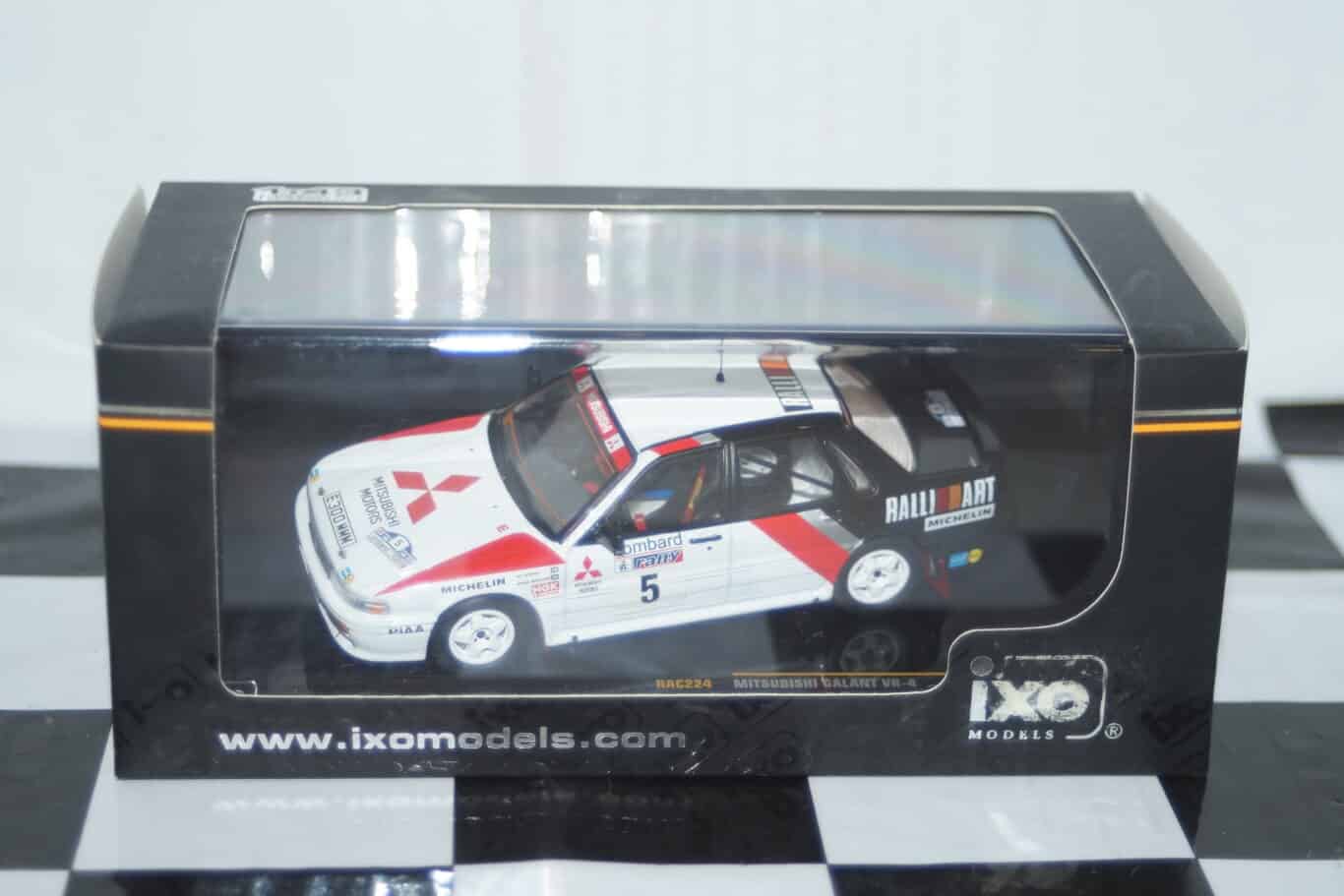 Ixo mitsubishi galant vr4 rac rally 1988 a.vatanen 1:43 diecast rac224
