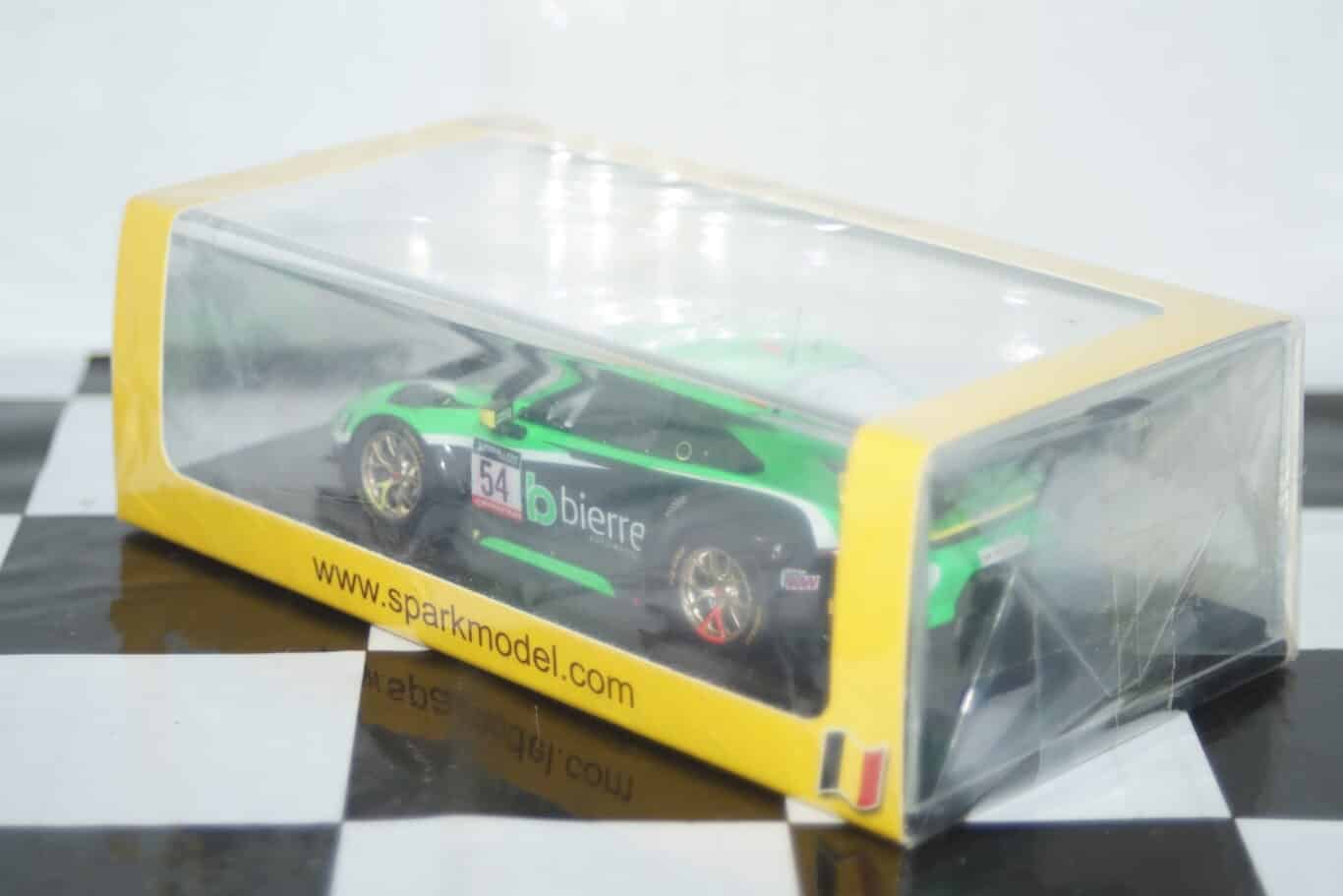 Spark porsche 911 gt3 r dinamic motorsport 24h spa 2022 #54 1:43 resin sb533