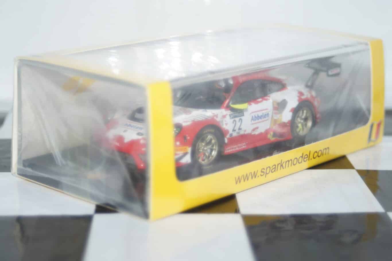 Spark porsche 911 gt3 r frikadelli racing team 8th 24h spa 2020 #22 1:43 resin sb376